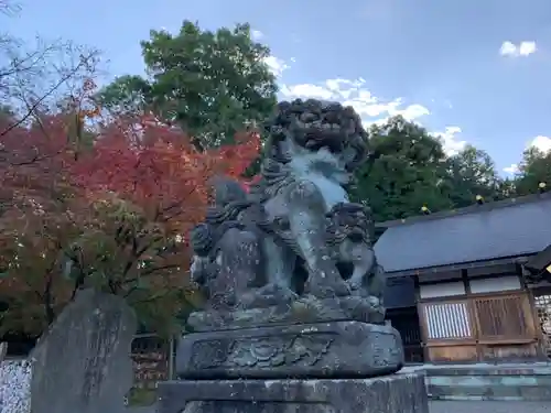 足羽神社の狛犬