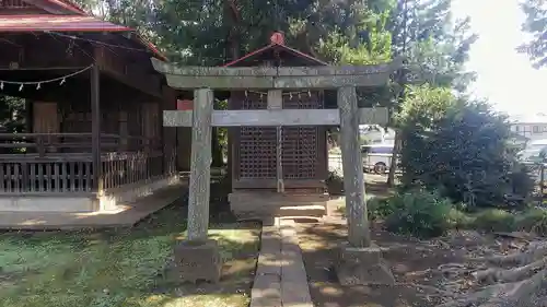 大井氷川神社の末社