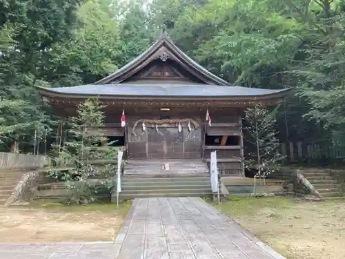 久万山総鎮守　三島神社の本殿・本堂
