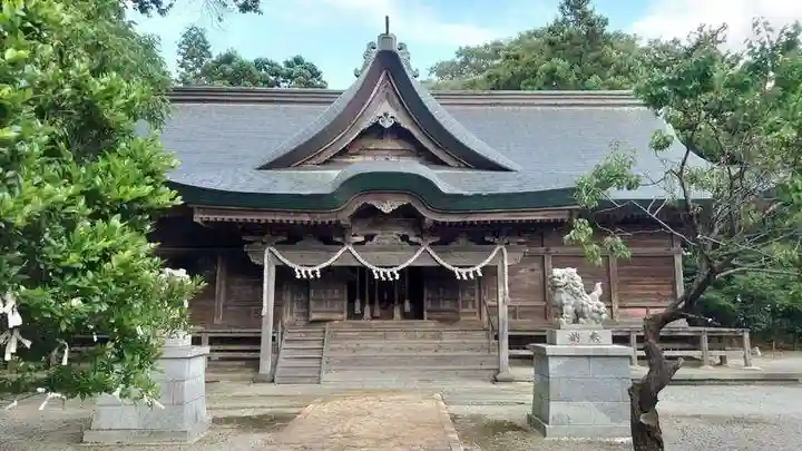 鶴岡天満宮の本殿・本堂