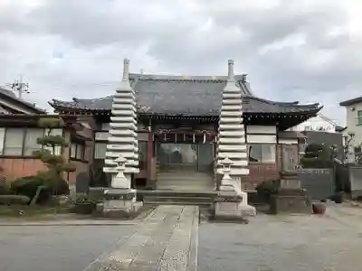 行伝寺の本殿