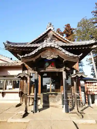 鬼鎮神社の{uncategorized: "未分類", other: "その他", undefined: "問題あり", building: "その他建物", grave: "お墓", sacred_gate: "鳥居", guardian: "狛犬", statue: "像", buddha: "仏像", history: "歴史", nature: "自然", garden: "庭園", animal: "動物", pagoda: "塔", temizu: "手水舎", mountain_gate: "山門・神門", sanctuary: "本殿・本堂", subordinate: "末社・摂社", art: "芸術", scenery: "景色", jizo: "地蔵", ema: "絵馬", goshuin: "御朱印", omikuji: "おみくじ", items: "授与品その他", amulet: "お守り", goshuincho: "御朱印帳", eats: "食事", festival: "お祭り", votive_dance: "神楽", shichigosan: "七五三参", wedding: "結婚式", experience: "体験その他", initially: "初詣", around: "周辺", anti_infection: "感染症対策"}