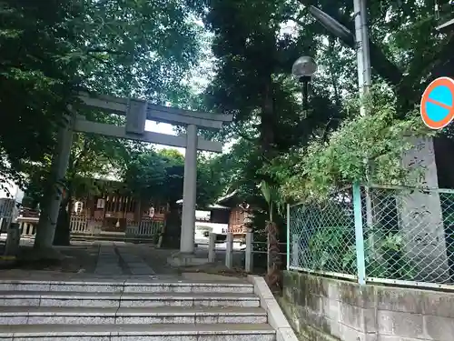 本郷氷川神社の鳥居