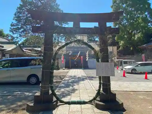 品川神社の鳥居