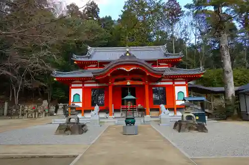 中山寺奥之院の本殿