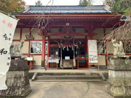 正一位 若草稲荷神社の本殿