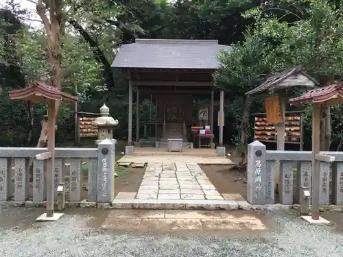葛原岡神社の本殿・本堂