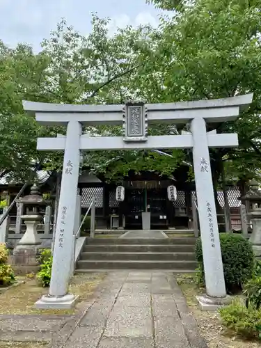 吒枳尼天（法伝寺）の鳥居