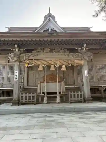 高山稲荷神社の{uncategorized: "未分類", other: "その他", undefined: "問題あり", building: "その他建物", grave: "お墓", sacred_gate: "鳥居", guardian: "狛犬", statue: "像", buddha: "仏像", history: "歴史", nature: "自然", garden: "庭園", animal: "動物", pagoda: "塔", temizu: "手水舎", mountain_gate: "山門・神門", sanctuary: "本殿・本堂", subordinate: "末社・摂社", art: "芸術", scenery: "景色", jizo: "地蔵", ema: "絵馬", goshuin: "御朱印", omikuji: "おみくじ", items: "授与品その他", amulet: "お守り", goshuincho: "御朱印帳", eats: "食事", festival: "お祭り", votive_dance: "神楽", shichigosan: "七五三参", wedding: "結婚式", experience: "体験その他", initially: "初詣", around: "周辺", anti_infection: "感染症対策"}