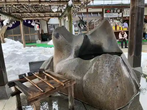 西根神社の手水