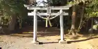 三社神社の鳥居