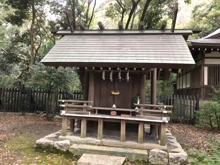 竈山神社の末社・摂社