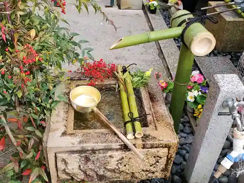 総持院（總持院）の手水舎
