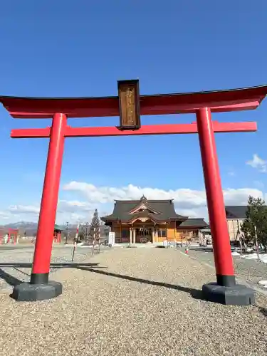 志賀理和氣神社の{uncategorized: "未分類", other: "その他", undefined: "問題あり", building: "その他建物", grave: "お墓", sacred_gate: "鳥居", guardian: "狛犬", statue: "像", buddha: "仏像", history: "歴史", nature: "自然", garden: "庭園", animal: "動物", pagoda: "塔", temizu: "手水舎", mountain_gate: "山門・神門", sanctuary: "本殿・本堂", subordinate: "末社・摂社", art: "芸術", scenery: "景色", jizo: "地蔵", ema: "絵馬", goshuin: "御朱印", omikuji: "おみくじ", items: "授与品その他", amulet: "お守り", goshuincho: "御朱印帳", eats: "食事", festival: "お祭り", votive_dance: "神楽", shichigosan: "七五三参", wedding: "結婚式", experience: "体験その他", initially: "初詣", around: "周辺", anti_infection: "感染症対策"}
