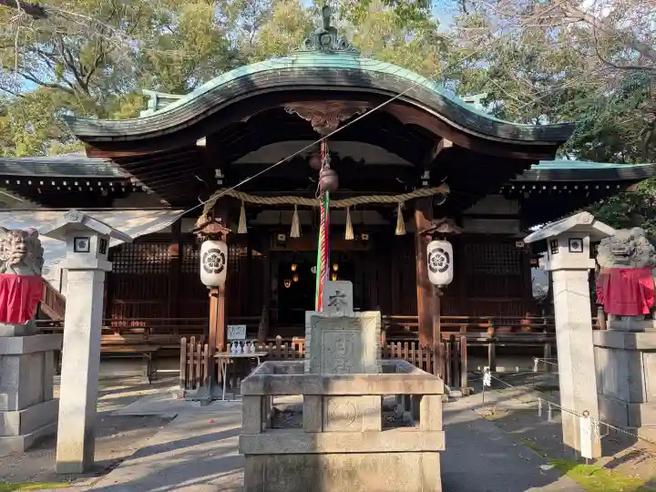 守居神社の{uncategorized: "未分類", other: "その他", undefined: "問題あり", building: "その他建物", grave: "お墓", sacred_gate: "鳥居", guardian: "狛犬", statue: "像", buddha: "仏像", history: "歴史", nature: "自然", garden: "庭園", animal: "動物", pagoda: "塔", temizu: "手水舎", mountain_gate: "山門・神門", sanctuary: "本殿・本堂", subordinate: "末社・摂社", art: "芸術", scenery: "景色", jizo: "地蔵", ema: "絵馬", goshuin: "御朱印", omikuji: "おみくじ", items: "授与品その他", amulet: "お守り", goshuincho: "御朱印帳", eats: "食事", festival: "お祭り", votive_dance: "神楽", shichigosan: "七五三参", wedding: "結婚式", experience: "体験その他", initially: "初詣", around: "周辺", anti_infection: "感染症対策"}