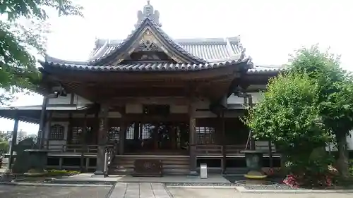 萬福寺の本殿・本堂