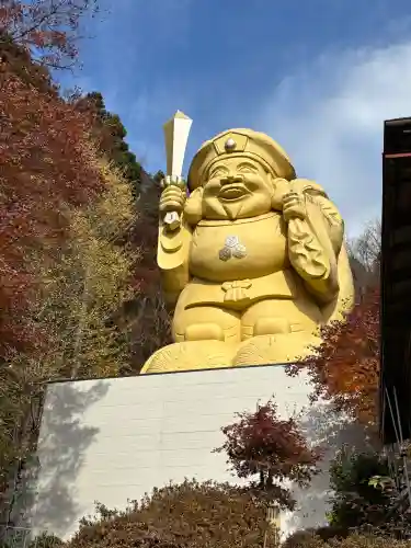 中之嶽神社の{uncategorized: "未分類", other: "その他", undefined: "問題あり", building: "その他建物", grave: "お墓", sacred_gate: "鳥居", guardian: "狛犬", statue: "像", buddha: "仏像", history: "歴史", nature: "自然", garden: "庭園", animal: "動物", pagoda: "塔", temizu: "手水舎", mountain_gate: "山門・神門", sanctuary: "本殿・本堂", subordinate: "末社・摂社", art: "芸術", scenery: "景色", jizo: "地蔵", ema: "絵馬", goshuin: "御朱印", omikuji: "おみくじ", items: "授与品その他", amulet: "お守り", goshuincho: "御朱印帳", eats: "食事", festival: "お祭り", votive_dance: "神楽", shichigosan: "七五三参", wedding: "結婚式", experience: "体験その他", initially: "初詣", around: "周辺", anti_infection: "感染症対策"}