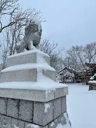 釧路一之宮 厳島神社の狛犬