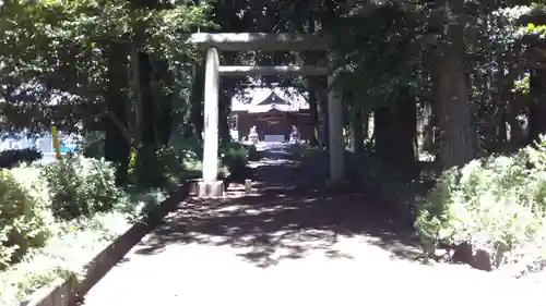 三所神社の鳥居