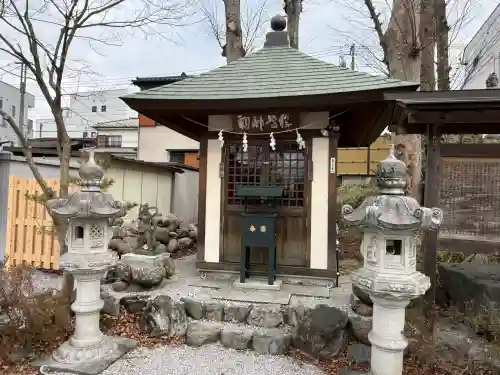 秩父今宮神社の{uncategorized: "未分類", other: "その他", undefined: "問題あり", building: "その他建物", grave: "お墓", sacred_gate: "鳥居", guardian: "狛犬", statue: "像", buddha: "仏像", history: "歴史", nature: "自然", garden: "庭園", animal: "動物", pagoda: "塔", temizu: "手水舎", mountain_gate: "山門・神門", sanctuary: "本殿・本堂", subordinate: "末社・摂社", art: "芸術", scenery: "景色", jizo: "地蔵", ema: "絵馬", goshuin: "御朱印", omikuji: "おみくじ", items: "授与品その他", amulet: "お守り", goshuincho: "御朱印帳", eats: "食事", festival: "お祭り", votive_dance: "神楽", shichigosan: "七五三参", wedding: "結婚式", experience: "体験その他", initially: "初詣", around: "周辺", anti_infection: "感染症対策"}