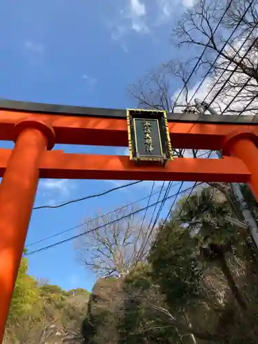 諏訪神社の鳥居