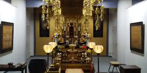 眞久寺の本殿・本堂