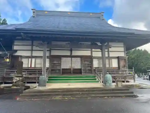 義経寺の本殿