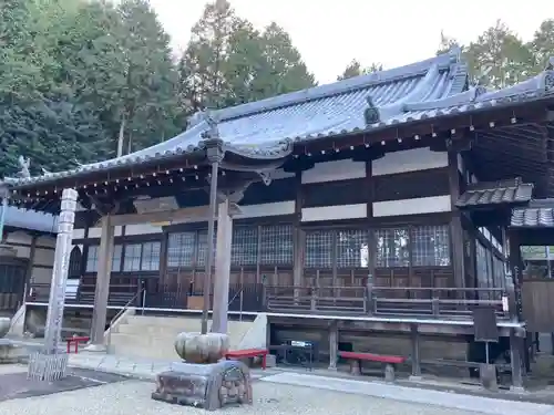 妙巌寺の本殿・本堂