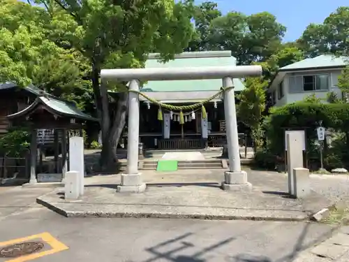 稲荷神社の鳥居