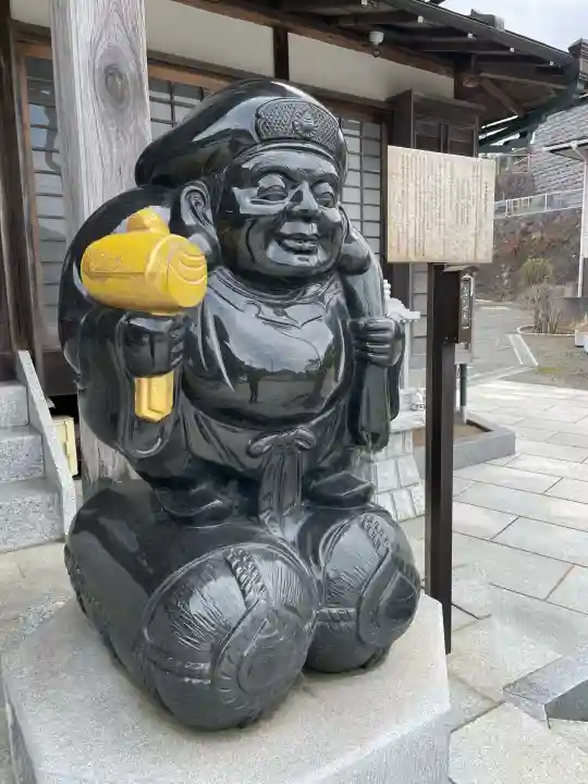 妙典寺の{uncategorized: "未分類", other: "その他", undefined: "問題あり", building: "その他建物", grave: "お墓", sacred_gate: "鳥居", guardian: "狛犬", statue: "像", buddha: "仏像", history: "歴史", nature: "自然", garden: "庭園", animal: "動物", pagoda: "塔", temizu: "手水舎", mountain_gate: "山門・神門", sanctuary: "本殿・本堂", subordinate: "末社・摂社", art: "芸術", scenery: "景色", jizo: "地蔵", ema: "絵馬", goshuin: "御朱印", omikuji: "おみくじ", items: "授与品その他", amulet: "お守り", goshuincho: "御朱印帳", eats: "食事", festival: "お祭り", votive_dance: "神楽", shichigosan: "七五三参", wedding: "結婚式", experience: "体験その他", initially: "初詣", around: "周辺", anti_infection: "感染症対策"}