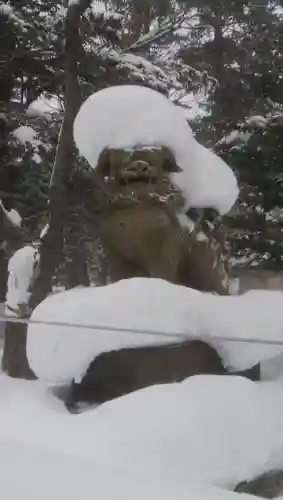 興部神社の狛犬