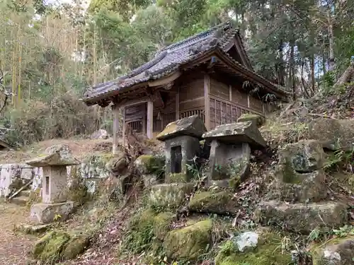 石堂原八幡神社の本殿・本堂