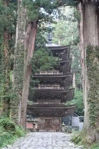 出羽神社(出羽三山神社)～三神合祭殿～の塔