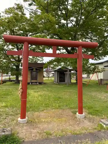 浅間神社の{uncategorized: "未分類", other: "その他", undefined: "問題あり", building: "その他建物", grave: "お墓", sacred_gate: "鳥居", guardian: "狛犬", statue: "像", buddha: "仏像", history: "歴史", nature: "自然", garden: "庭園", animal: "動物", pagoda: "塔", temizu: "手水舎", mountain_gate: "山門・神門", sanctuary: "本殿・本堂", subordinate: "末社・摂社", art: "芸術", scenery: "景色", jizo: "地蔵", ema: "絵馬", goshuin: "御朱印", omikuji: "おみくじ", items: "授与品その他", amulet: "お守り", goshuincho: "御朱印帳", eats: "食事", festival: "お祭り", votive_dance: "神楽", shichigosan: "七五三参", wedding: "結婚式", experience: "体験その他", initially: "初詣", around: "周辺", anti_infection: "感染症対策"}
