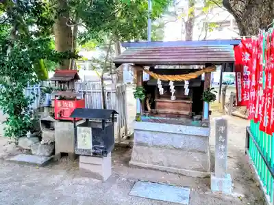 若宮八幡社の末社・摂社