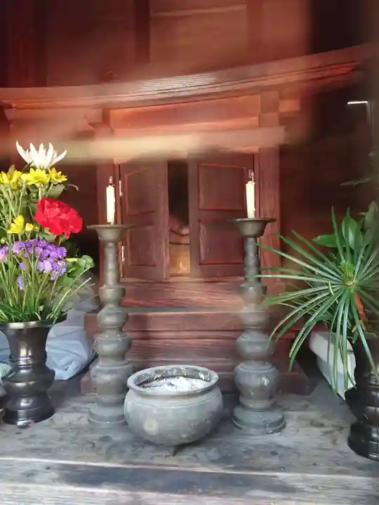 祠の本殿・本堂