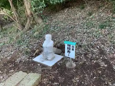 磐裂根裂神社の像
