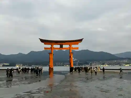 厳島神社(広島県)