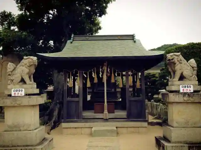 元宮八幡神社の建物その他