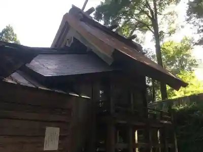 温泉神社の本殿・本堂