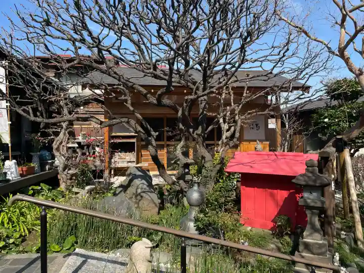 海蔵院の{uncategorized: "未分類", other: "その他", undefined: "問題あり", building: "その他建物", grave: "お墓", sacred_gate: "鳥居", guardian: "狛犬", statue: "像", buddha: "仏像", history: "歴史", nature: "自然", garden: "庭園", animal: "動物", pagoda: "塔", temizu: "手水舎", mountain_gate: "山門・神門", sanctuary: "本殿・本堂", subordinate: "末社・摂社", art: "芸術", scenery: "景色", jizo: "地蔵", ema: "絵馬", goshuin: "御朱印", omikuji: "おみくじ", items: "授与品その他", amulet: "お守り", goshuincho: "御朱印帳", eats: "食事", festival: "お祭り", votive_dance: "神楽", shichigosan: "七五三参", wedding: "結婚式", experience: "体験その他", initially: "初詣", around: "周辺", anti_infection: "感染症対策"}