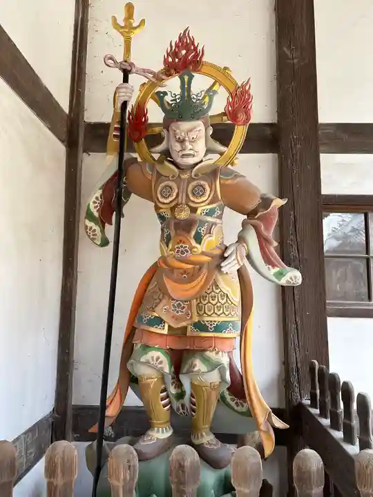 叡福寺の像