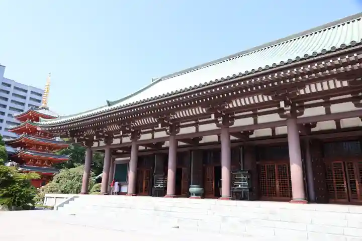 東長寺の本殿・本堂