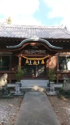 皇産霊神社の本殿