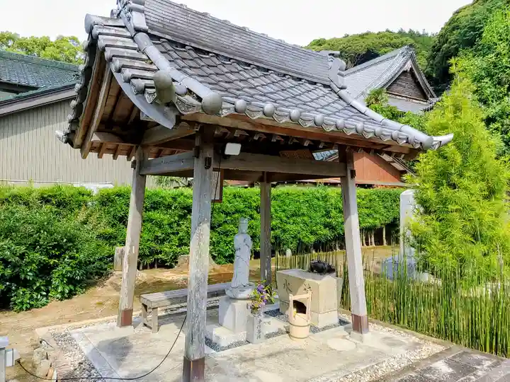 松林寺の手水舎