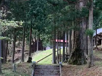 嶽山箒根神社奥の院のその他建物