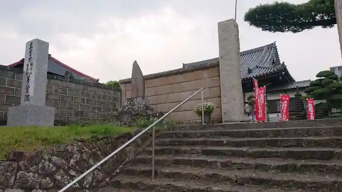 等覚院（藤巻寺）の建物その他