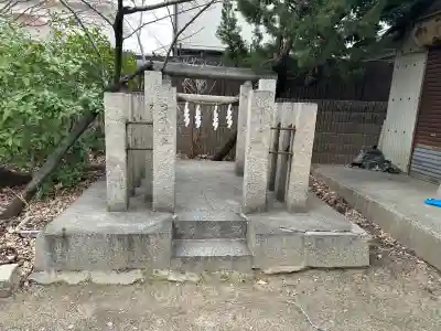 式内楯原神社の{uncategorized: "未分類", other: "その他", undefined: "問題あり", building: "その他建物", grave: "お墓", sacred_gate: "鳥居", guardian: "狛犬", statue: "像", buddha: "仏像", history: "歴史", nature: "自然", garden: "庭園", animal: "動物", pagoda: "塔", temizu: "手水舎", mountain_gate: "山門・神門", sanctuary: "本殿・本堂", subordinate: "末社・摂社", art: "芸術", scenery: "景色", jizo: "地蔵", ema: "絵馬", goshuin: "御朱印", omikuji: "おみくじ", items: "授与品その他", amulet: "お守り", goshuincho: "御朱印帳", eats: "食事", festival: "お祭り", votive_dance: "神楽", shichigosan: "七五三参", wedding: "結婚式", experience: "体験その他", initially: "初詣", around: "周辺", anti_infection: "感染症対策"}