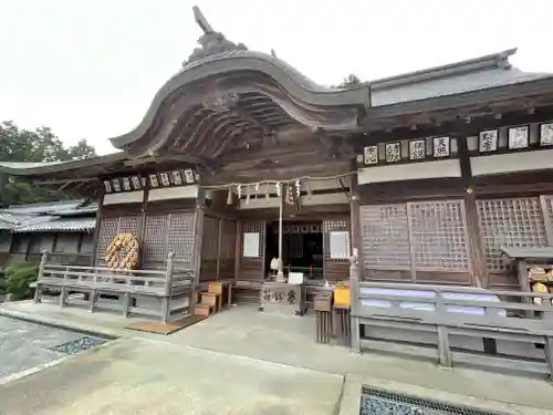 諏訪神社の本殿・本堂