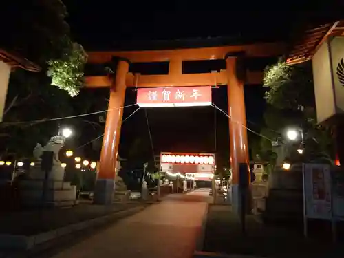 平塚八幡宮の鳥居